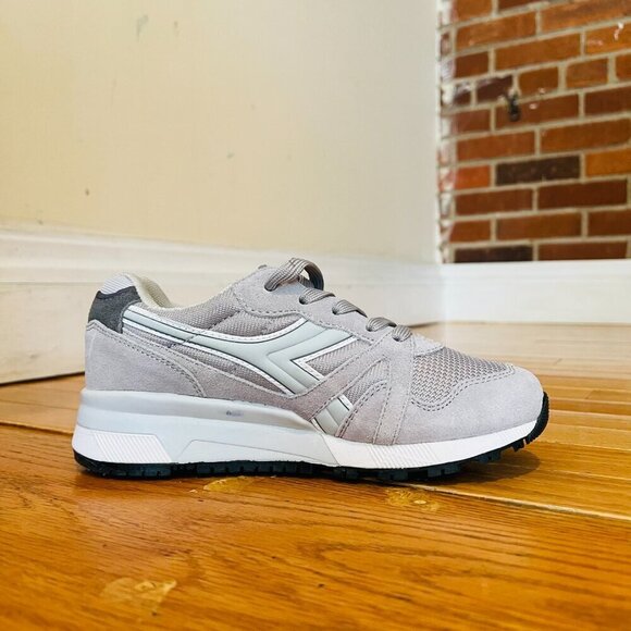 Diadora SAMPLE Women's Size 3.5 High Cushioned Running Shoes - Picture 7 of 16